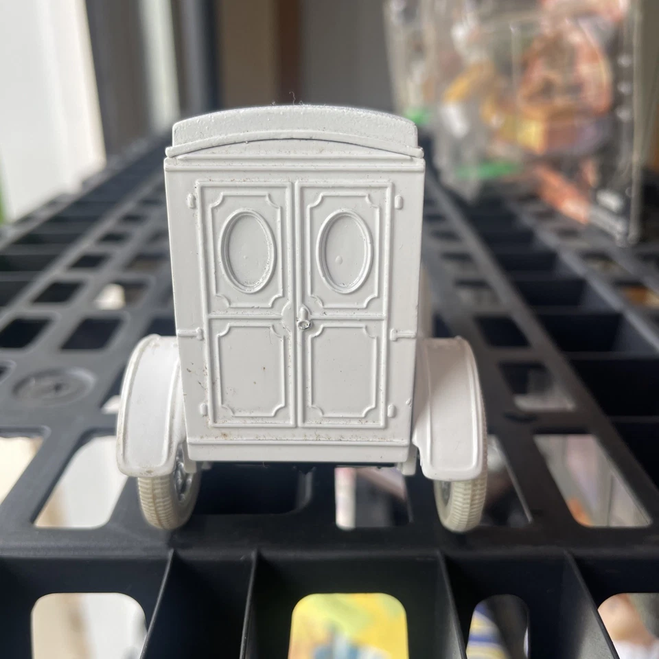 ERTL | Dairy Queen | 1917 Ford Model T Van Bank | Diecast | 1988 Limited | DQ - Image 2 of 4