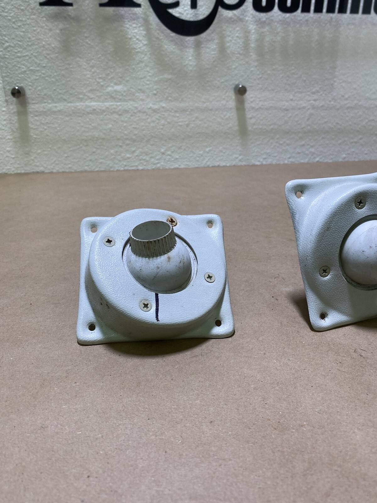 Picture 2 of 9