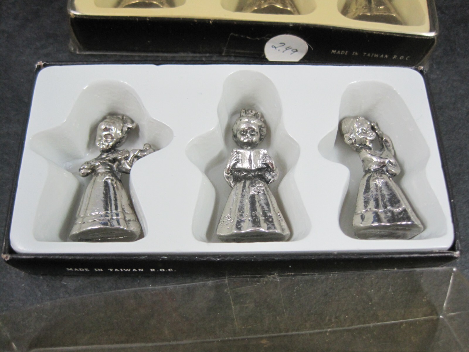 Lot of Vintage Pewter Christmas Figurines Nativity Carolers eBay