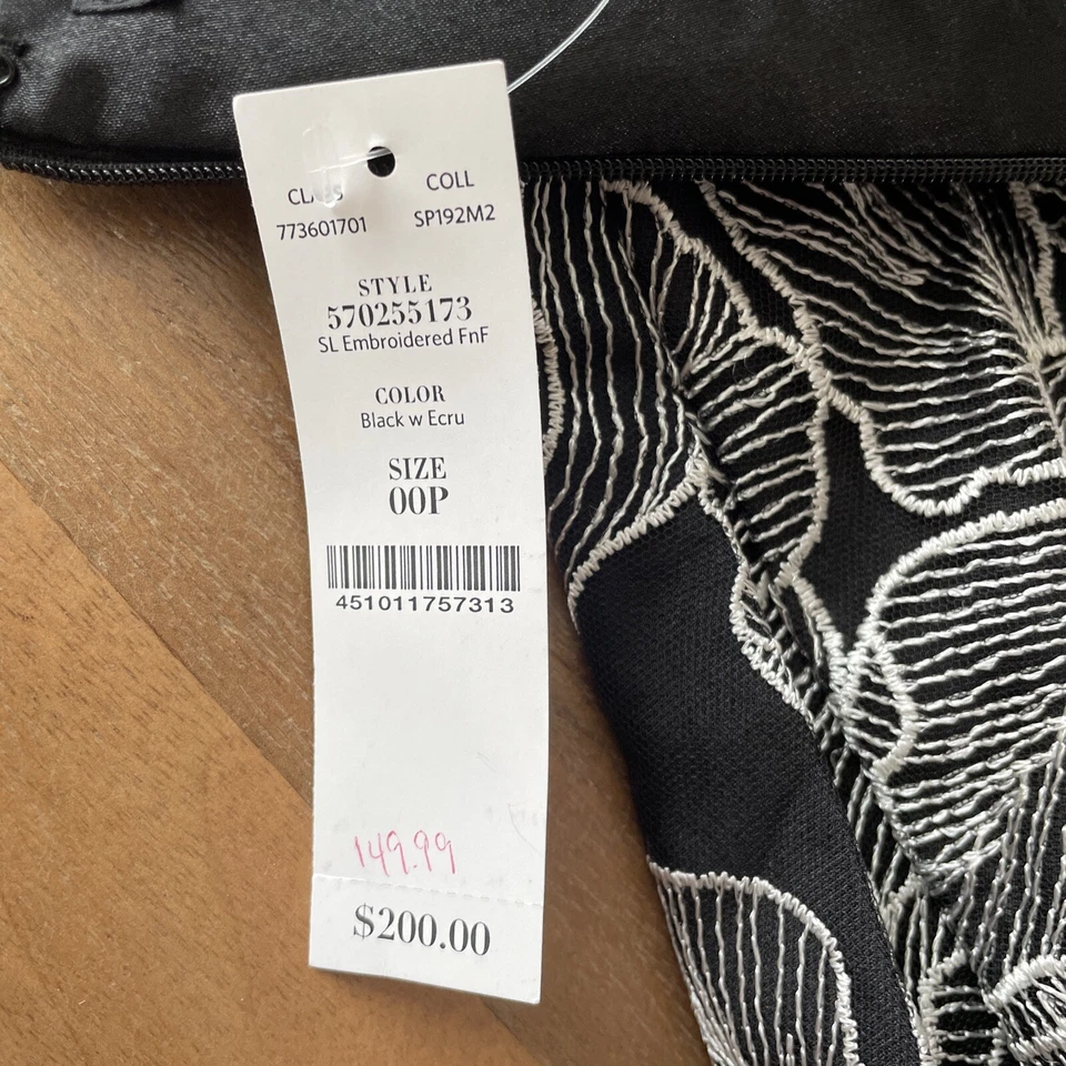 Vestido WHBM Casa Blanca Mercado Negro Floral Bordado Bolsillos Forrado - 00P Foto 3 de 4