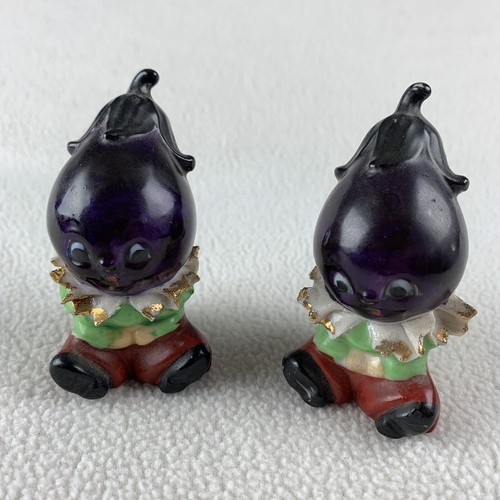 Vintage Anthropomorphic Vegetable Salt & Pepper Shakers Eggplant Kitsch - Picture 7 of 7