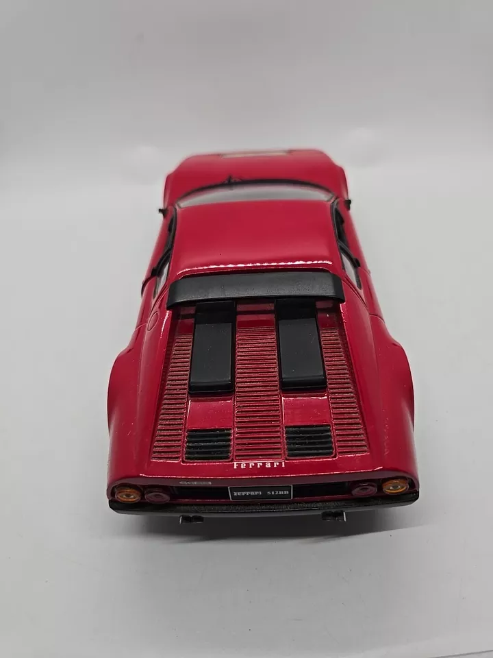 Ferrari 512BB Berlinetta Boxer rojo 1/18 Kyosho 1976 buen estado Foto 4 de 4