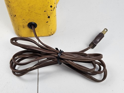 Vintage Dietz 665 Visi-Flash Construction Caution Light Converted to A/C Power - Picture 9 of 20