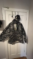 NWT. FroggToggs Classic Signature Rain Jacket XL