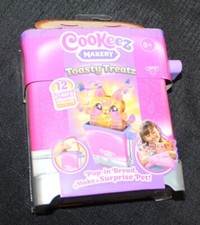 NEW COOKEEZ MAKERY Toasty Treatz plush toy