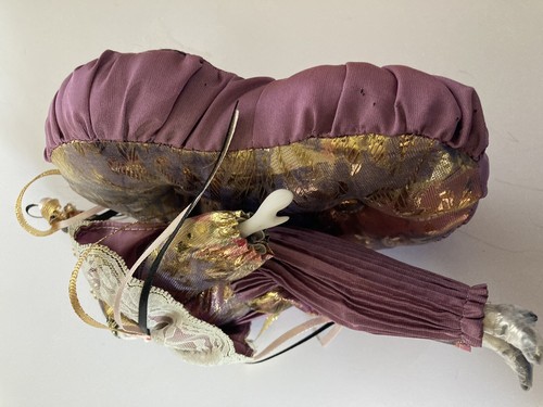 Vtg Jester Harlequin Porcelain Doll On Pillow Purple & Gold - Picture 5 of 11