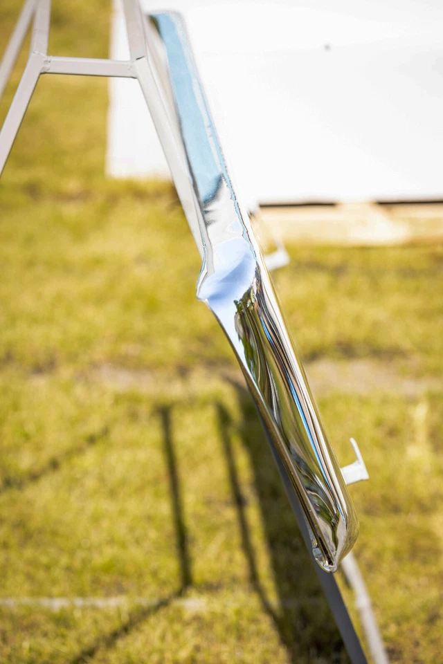 Parachoques cromado Peterbilt 365, 367, 388, 389, 567 con orificios de perno de remolque externos Foto 4 de 4