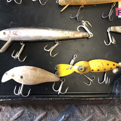 Vintage fishing lures lot - Picture 3 of 7