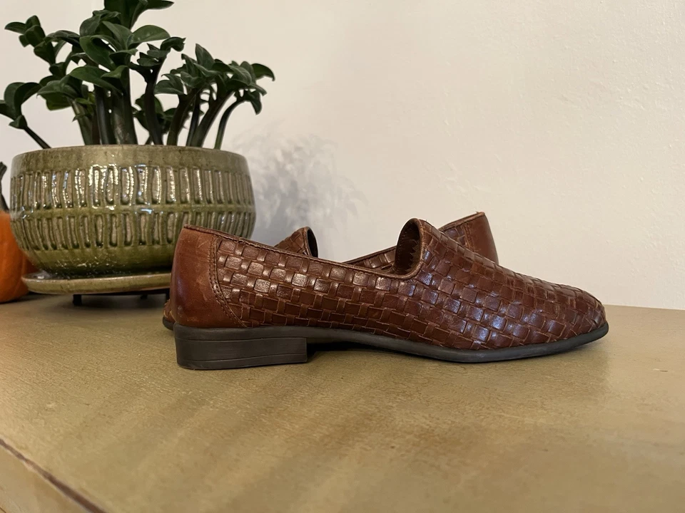 Vintage G.H Bass Womens Regina Loafer Woven Brown Leather Classic Academia 6.5 - Image 3 of 4