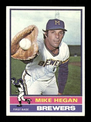 1976 Topps #377 Mike Hegan signed autograph  ex+ ballpoint EAA1 BXCP71