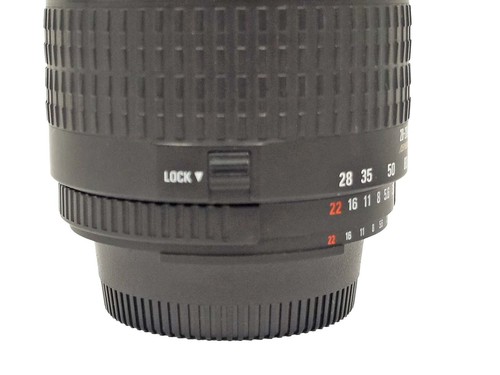 Sigma Compact HyperZoom 28-200mm 3.5-5.6 Macro Zoom Lens For F-Mount - Picture 10 of 14