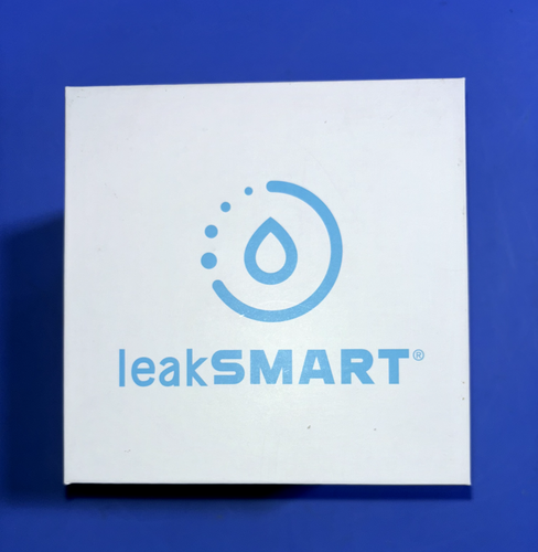 NEW LeakSmart 8850830 LeakSmart Hub 3.0 with Built-In WiFi - B2 - Picture 11 of 12