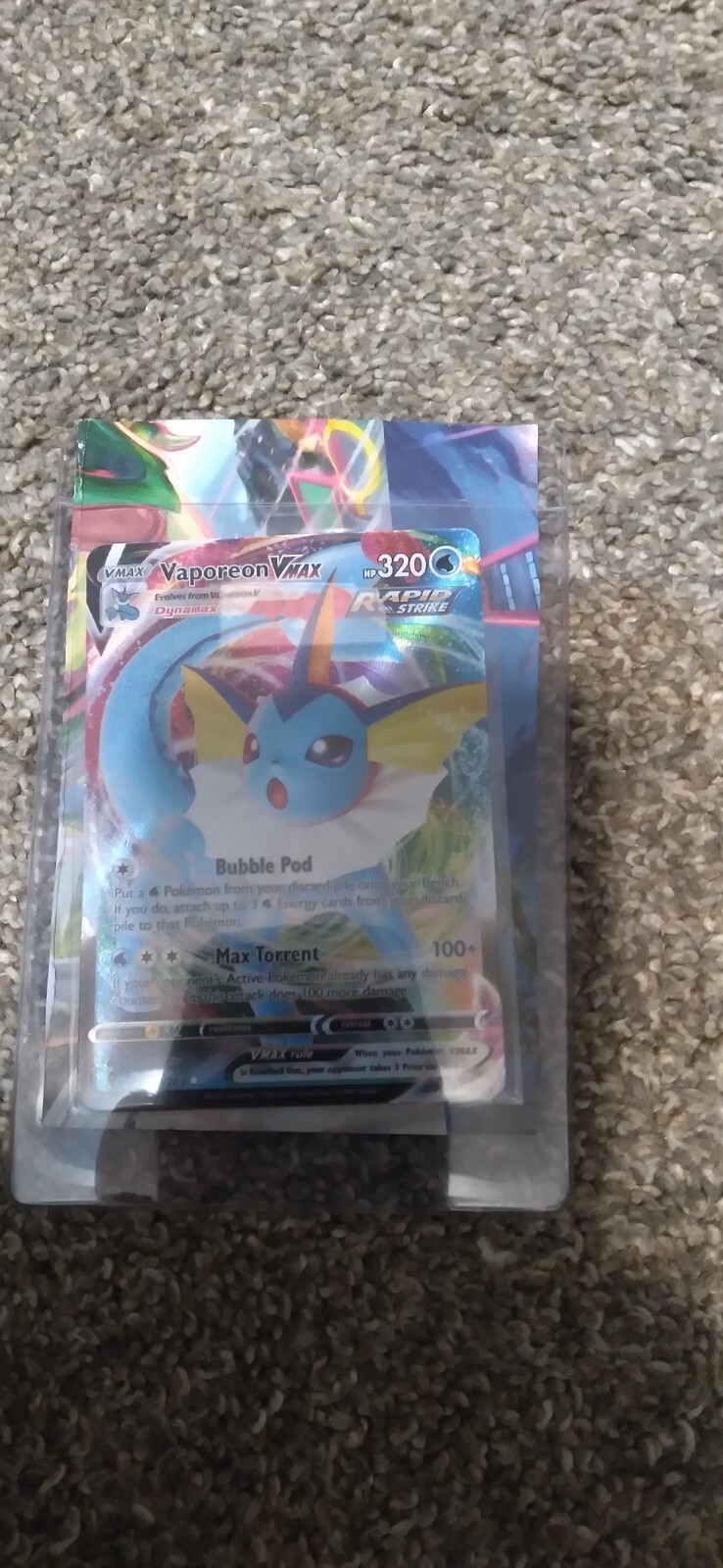 Pokémon TCG Vaporeon VMAX Evolving Skies 030/203 Holo Ultra Rare - Mint