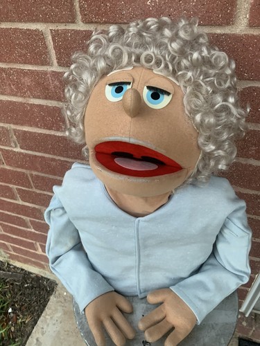 LG Vintage Puppet Productions Inc Hand Made Muppet Like Plush 17” Grandma” 1971