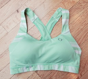 brooks uplift crossback sports bra