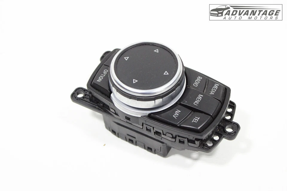 2015-2016 宝马 M235I XDRIVE F22 中心控制台音频收音机控制开关原始设备制造商 — 第 3/4 张图片