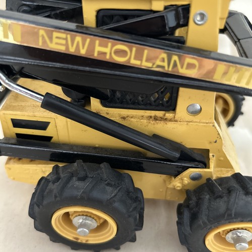 Ertl New Holland Special Edition Skid-Steer Loader box 1 - Picture 5 of 7