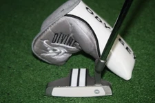 Odyssey Divine Mid-Mallet Putter RH(33")New Odyssey Grip w/Headcover