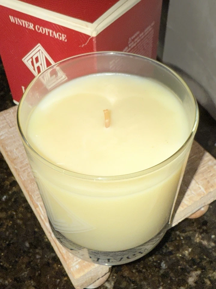 Lauren Ralph Lauren CASA DE INVIERNO Vacaciones Vidrio Logo Vela 7.2 OZ - Rara / Difícil de Encontrar Foto 2 de 4