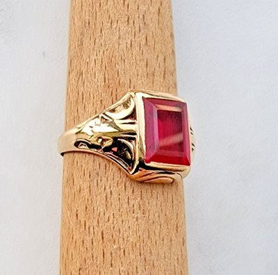ART DECO 10K YELLOW GOLD 10x8 mm.PINK RUBY  RING 3.4g SIZE 9.5 WITH ORIGINAL BOX