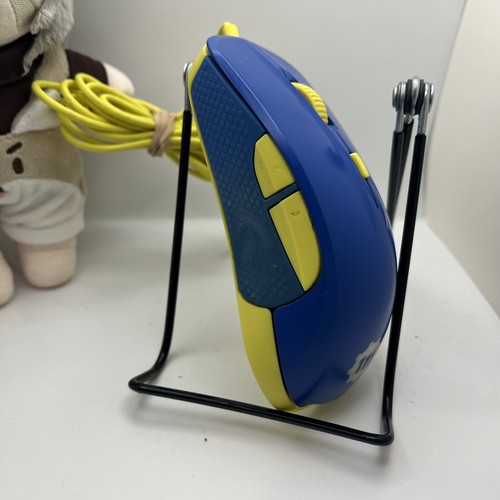 SteelSeries Rival 300 2015 Fallout 4 Edition (Vault 111) - Wired Gaming Mouse - Picture 7 of 7