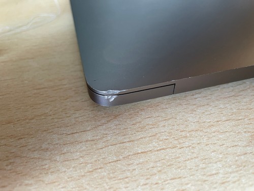 MacBook Pro 13,3 2018 i5-8259U 512GB SSD 16GB RAM Silver LAYOUT US - Zdjęcie 6 z 9