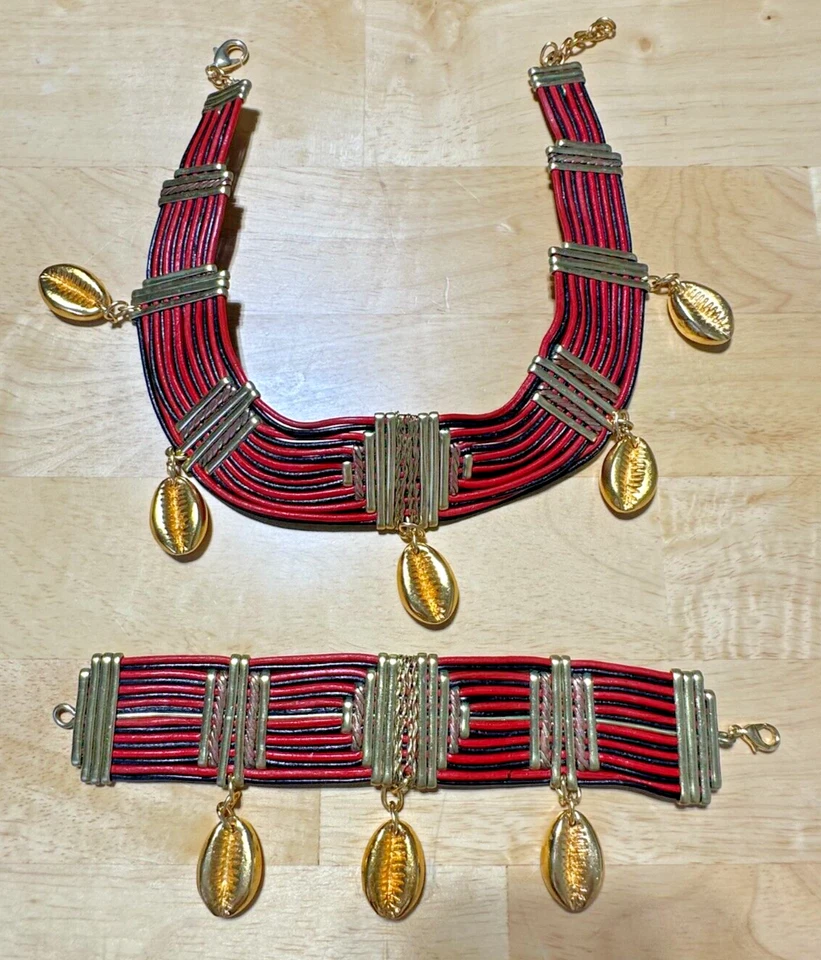 Juego de pulsera collar tribal cuero rojo negro latón dorado concha de cowrie étnica Foto 2 de 4