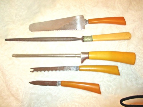 Vintage~Butterscotch Bakelite~Knife~Knife Sharpeners~Spreader~Tomato Knife~1940s - Picture 2 of 9