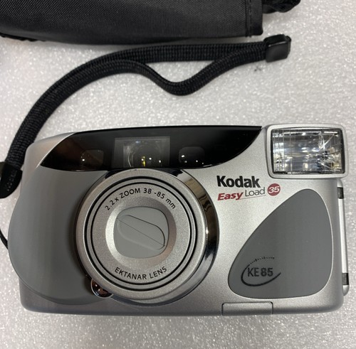 Kodak KE85 Easy Load 35mm Camera w/ Kodak Case - W/2 Rolls Of Film (TS2) - Picture 2 of 11