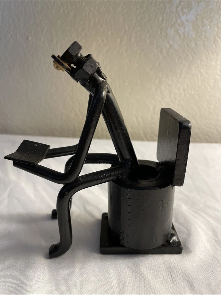 Estatua de ciclismo vintage - 5 pulgadas de alto - pesa más de 1 1/2 libras Foto 2 de 4