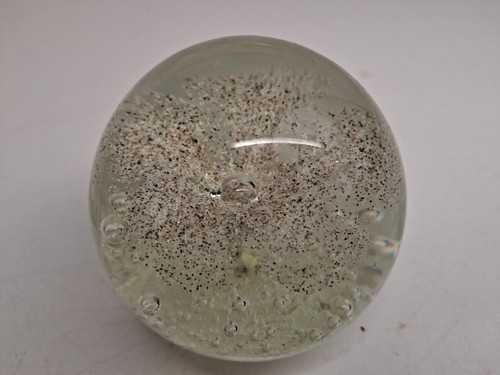 Glass Paperweight Flower Design With Bubbles Vintage 8cm Tall Vintage S5020 - Picture 9 of 13