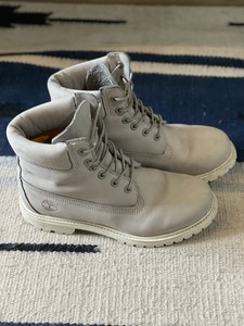 light grey timberlands womens