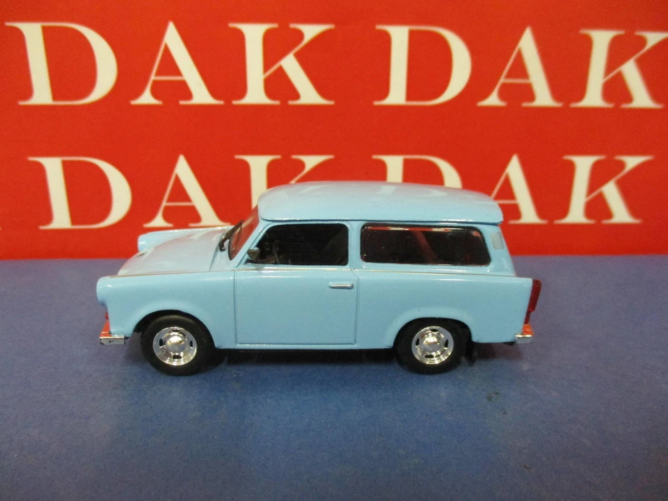 Die cast 1/43 Modellino Auto Trabant 601 Universal by Ist - Immagine 2 di 4