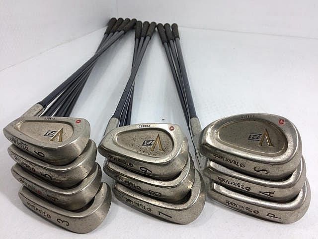 Set of 7 x TaylorMade V721 Tour Version Forged Irons 4-PW Stiff Graphite Shafts Set of 7 x TaylorMade V721 Tour Version Forged Irons 4-PW Stiff Graphite Shafts