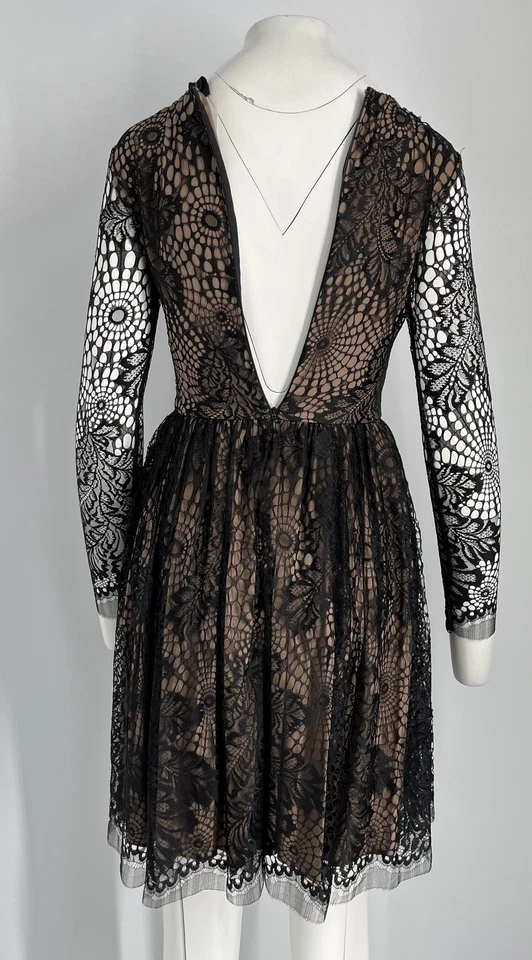 Vestido Vera Wang Collection 2014 Negro Encaje Manga Larga Línea A Hasta la Rodilla talla 0 Foto 4 de 4