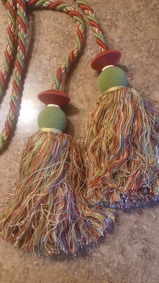 JUEGO DE CORTINAS DE COLECCIÓN 31 pulgadas total borlas dorado granate verde 31 pulgadas Foto 2 de 4