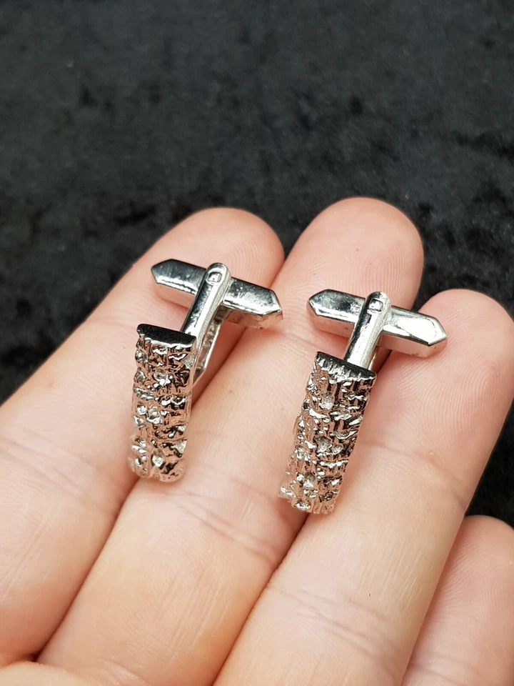 Par de gemelos plateados vintage estilo mediados de siglo - diseño efecto corteza de árbol Foto 4 de 4