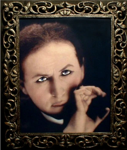 Haunted Harry Houdini Photo the "EYES FOLLOW YOU" Magic