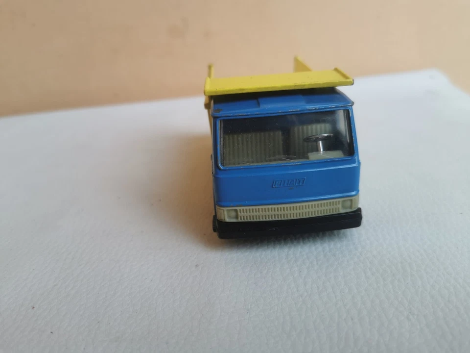 burago Fiat 50 nc trasporto sbbia o ghiaia scala 1,43 - Immagine 4 di 4