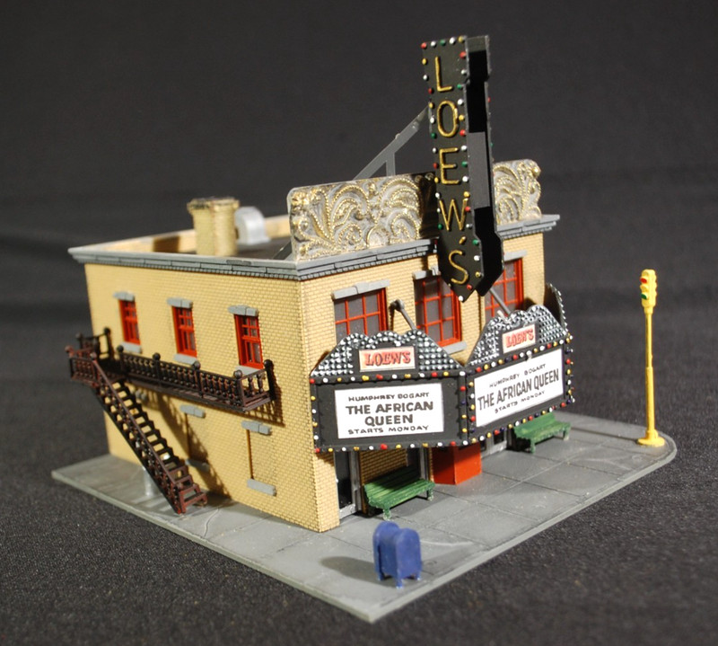 Loew's Theater TYCO/IHC Built and Painted Structure HO Scale 1:87