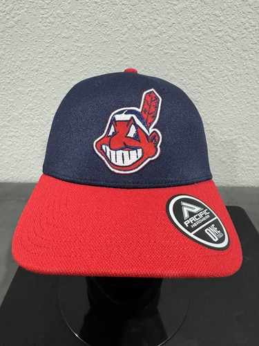 CHIEF WAHOO THROWBACK CLASSIC LOGO FLEXFIT HAT ADULT LARGE FITS 7 1/2 to 7 3/4 - Picture 2 of 7