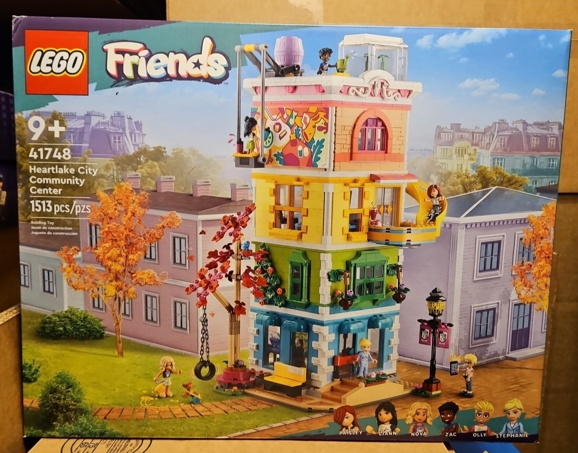 LEGO FRIENDS: Heartlake City Community Center 41748 NEW Sealed