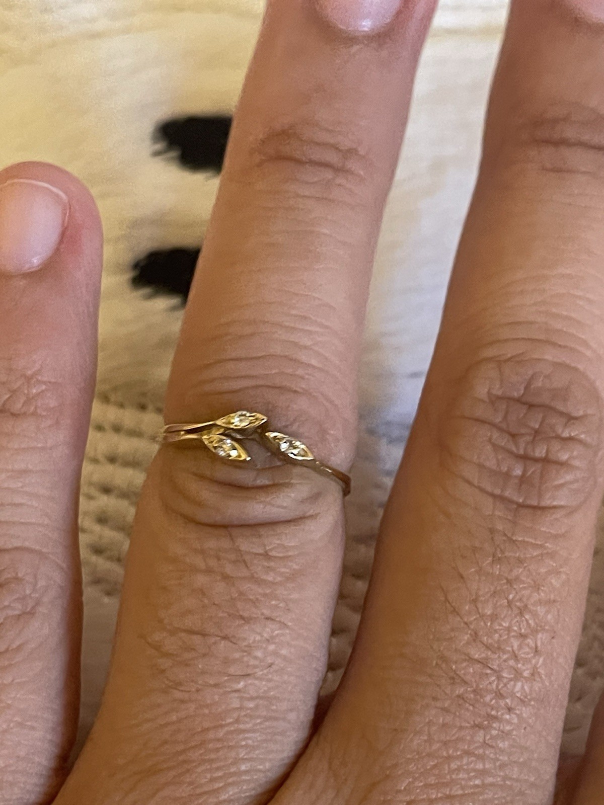 14K Solid Gold Ring - image 3