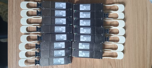 LOT OF 15X NEW ARISTA QSFP-100G-SR4 Class1 850nm 4x QSFP XVR-10067-20 - Picture 2 of 2