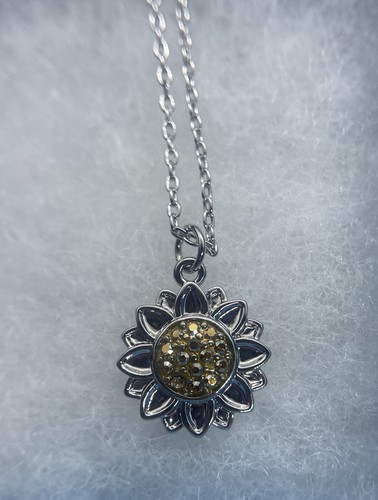 💎Touchstone Crystal Necklace Rhodium Sunflower 15-18” New Condition - Picture 8 of 8