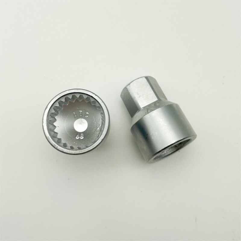 Foto 32 di 33
