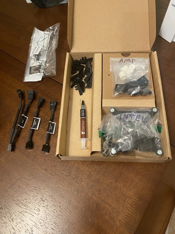 Noctua NH-D15 Chromax.Black CPU Cooler (Includes White Heatsink Covers!) - Image 2 of 4