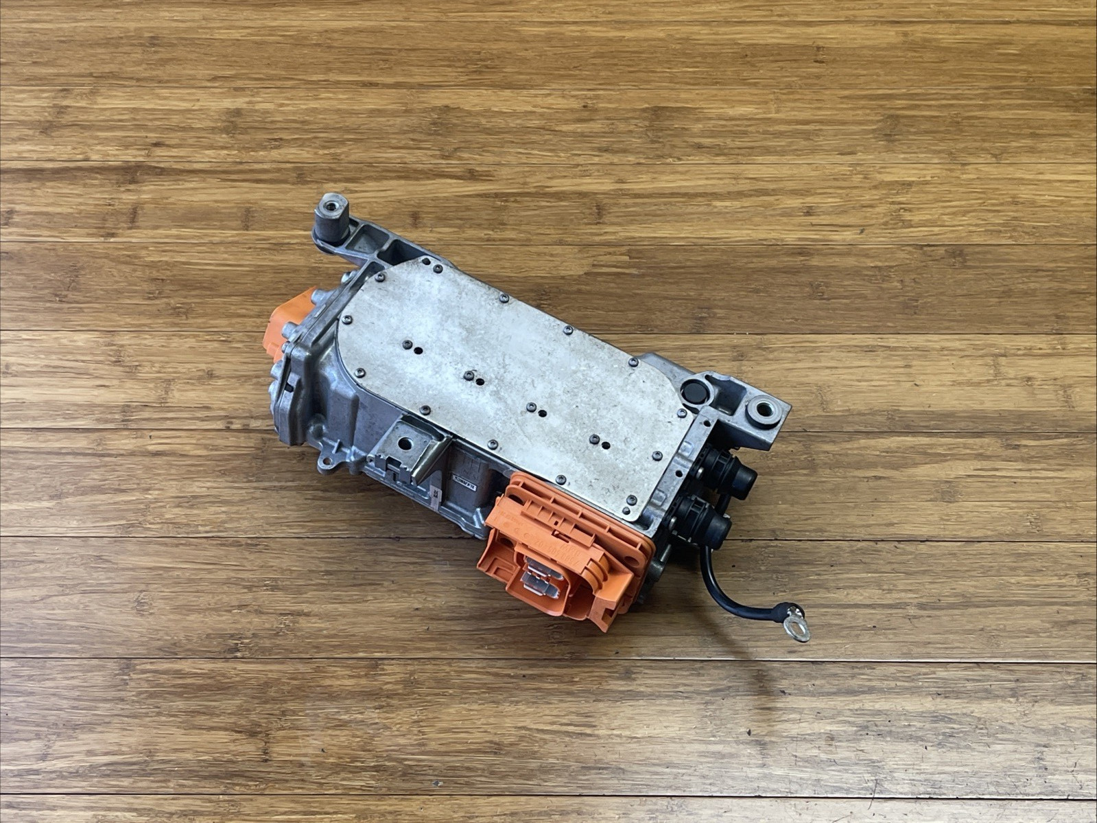 BMW i8 2014-2020 Electronic control unit