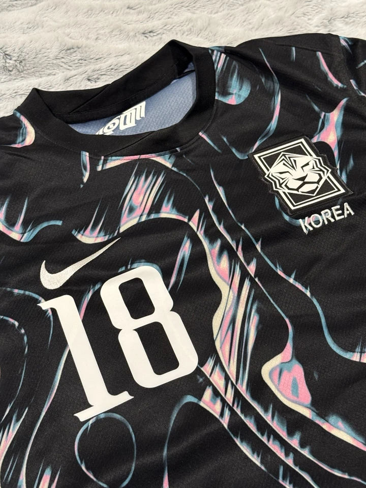 Nike 2024 South Korea Away Jersey (US M, Asia L) Original Kang-in 18 FJ4281-010 - Image 3 of 4