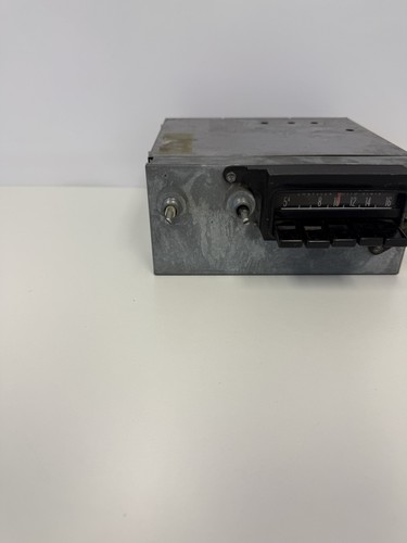 Vintage Dodge Chrysler MOTOROLA AM Push Button Radio 3501163 Mark II - Imagen 2 de 17